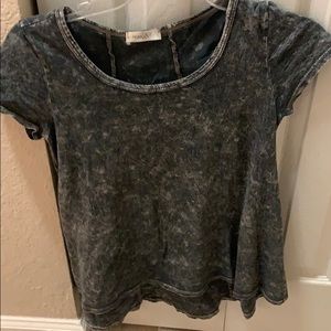 Super cute black shirt